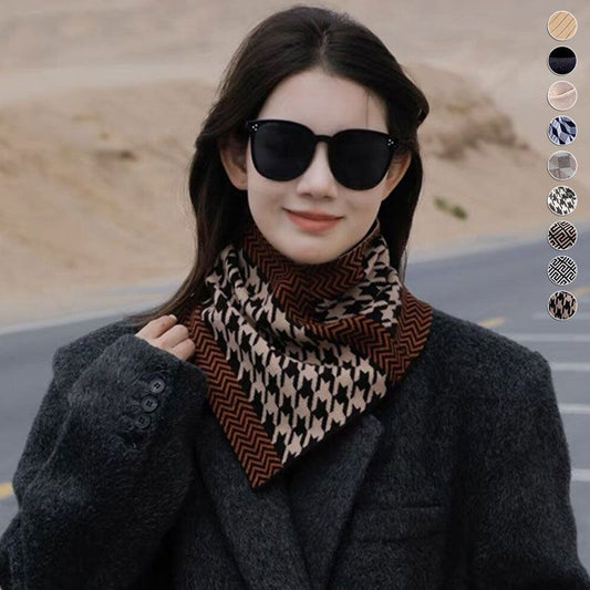 🍂Nice Gift for Her!Only need ￡9.99 this week!!!🎁Delicate Triangle Neck Scarf